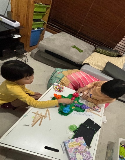 【返済不要】ウインテックの留学奨学金レポートホストファミリーの子どもたち